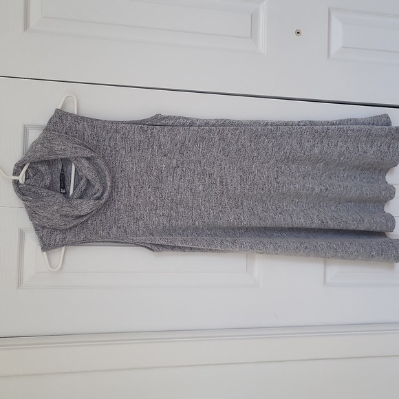 C'est moi sleeveless Tunic sz. M/L - Picture 1 of 6